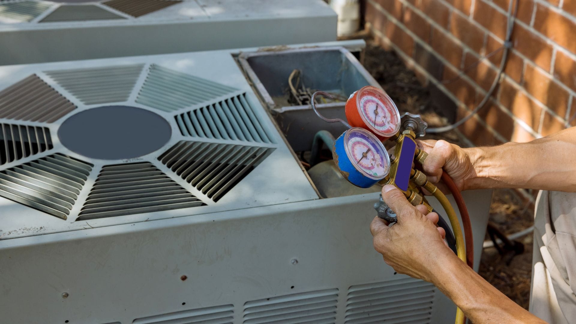 Refrigerant gauges during AC service